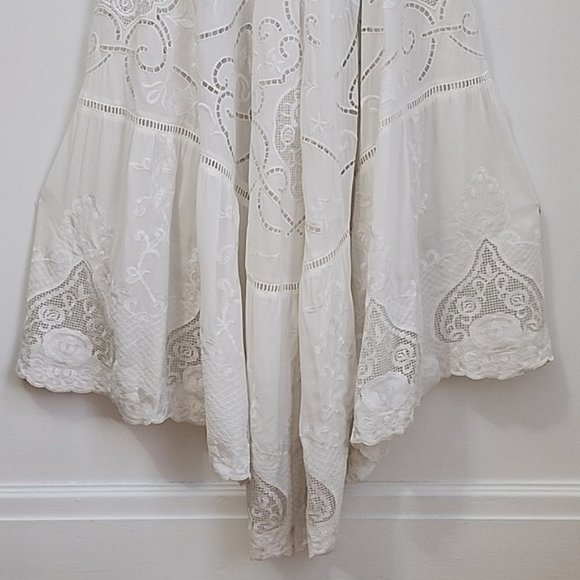 Spell Ivory Embroidered Beach Robe - Picture 15 of 16